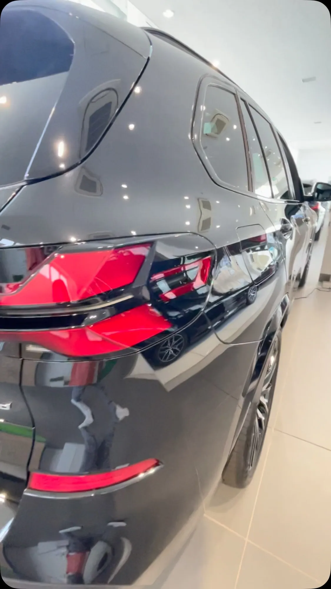 ディーラーに車検の事前見積もりに来ました♪